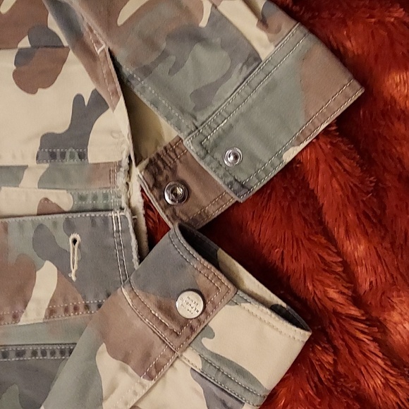 For the Republic Army Jacket - Picture 2 of 9